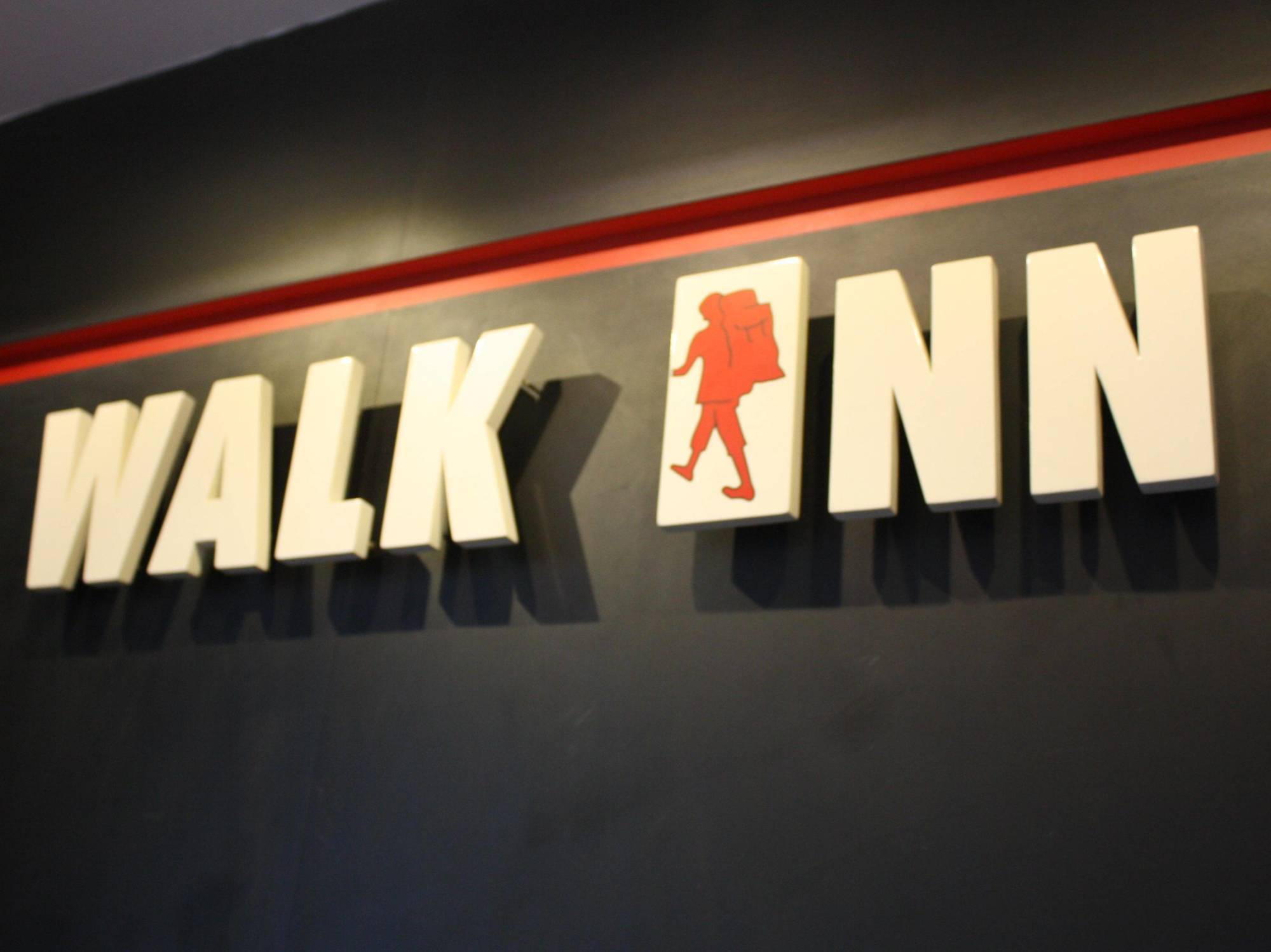 Walk Inn Miri Esterno foto