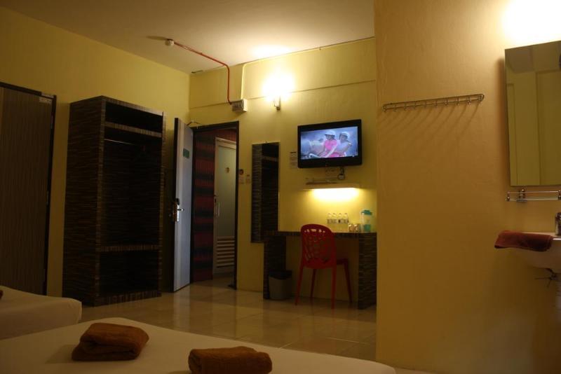 Walk Inn Miri Esterno foto